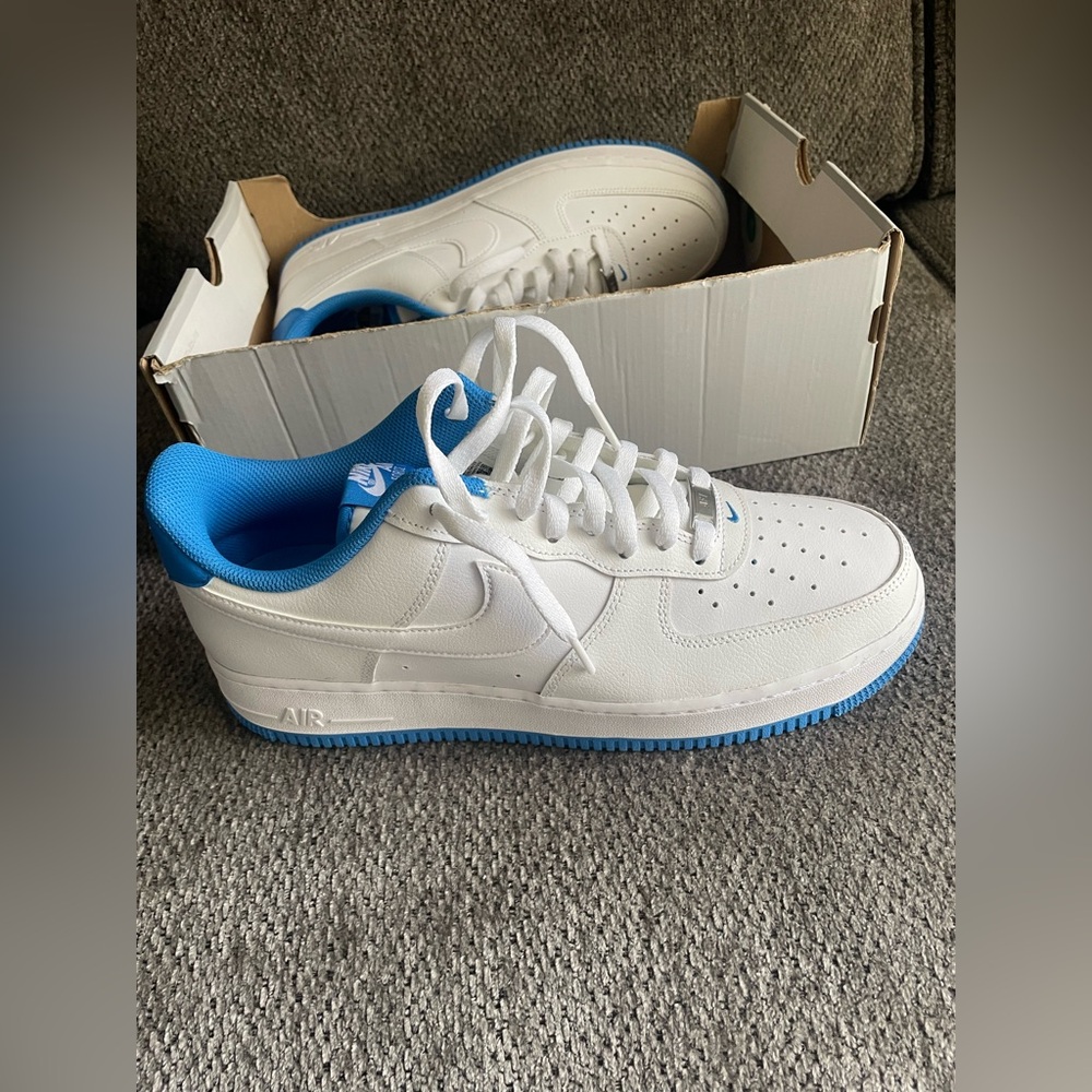 Men’s Nike Air Force ones AF1 size 11 white blue